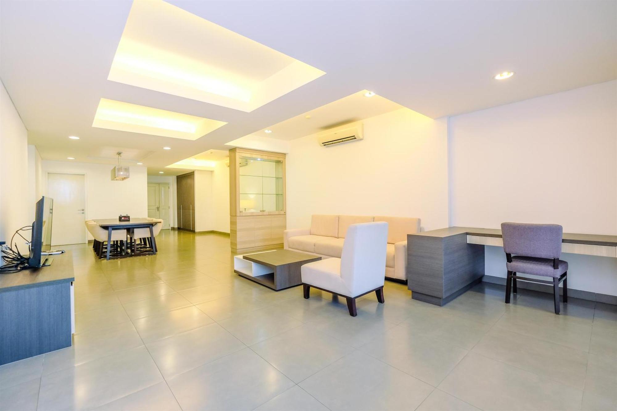 Spacious And Modern 3br At Simprug Park Residences By Travelio Apartemen *